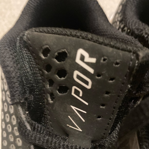 Nike Vapor boys cleates - Picture 4 of 8